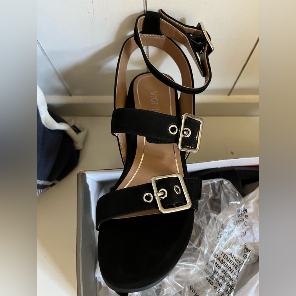 Vionic Carmel Black Suede Chucky Heel Sandal NWT